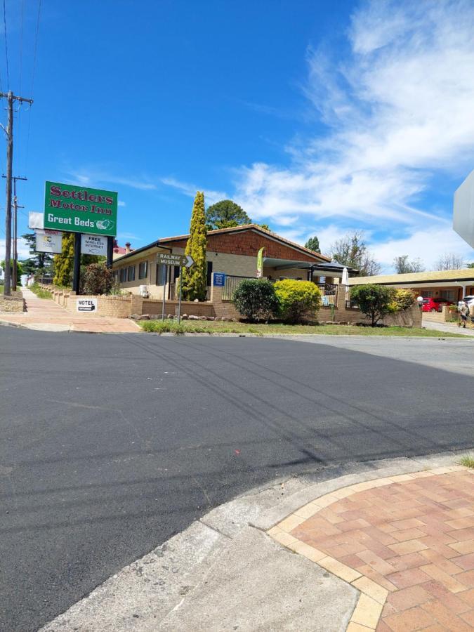 Settlers Motor Inn Tenterfield Exterior photo