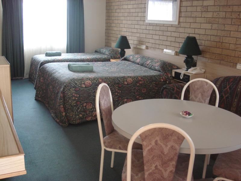Settlers Motor Inn Tenterfield Exterior photo